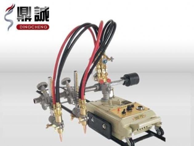 點擊查看詳細信息<br>標題：雙頭多頭火焰切割機 閱讀次數：4668