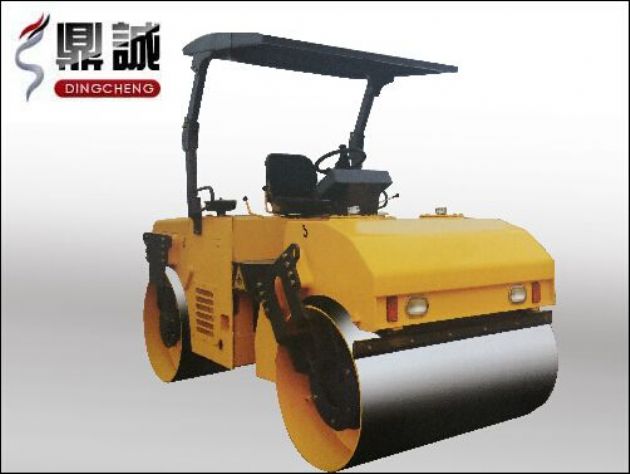 点击查看详细信息<br>标题：6吨双钢轮振动压路机 阅读次数：13237